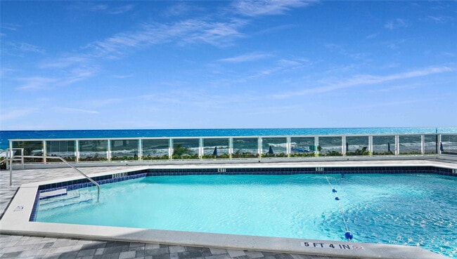 Building Photo - 3700 Galt Ocean Dr