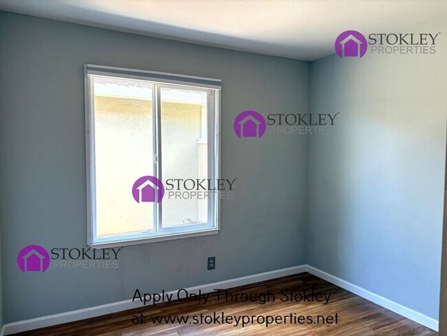 Building Photo - 1538 Siskiyou Dr