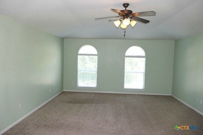 Building Photo - 413 Cattail Cir