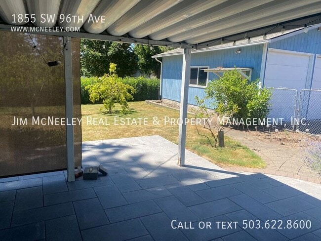 Building Photo - 1855 SW 96th Ave