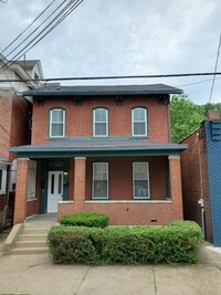 Building Photo - Sharpsburg Duplex
