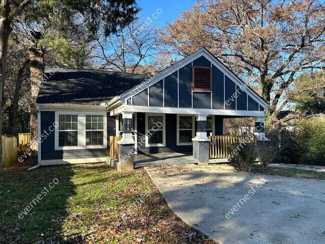 Building Photo - Charming 3-Bedroom, 2-Bathroom Home / Pet-...