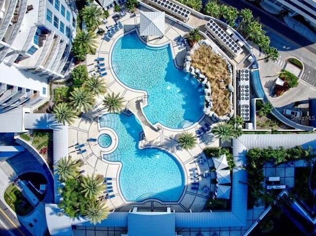 Building Photo - 449 S 12th St