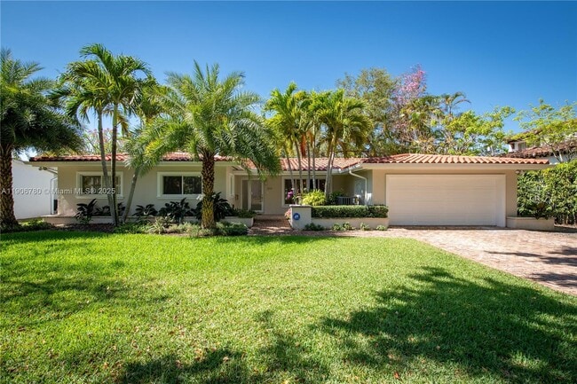 Building Photo - 928 Escobar Ave