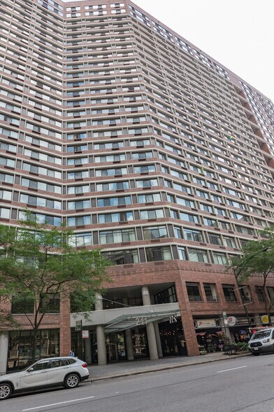 Building Photo - 211 E Ohio St