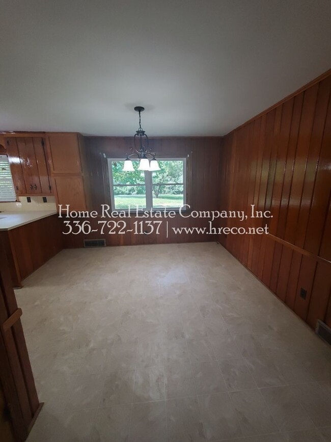 Building Photo - 644 Motor Rd