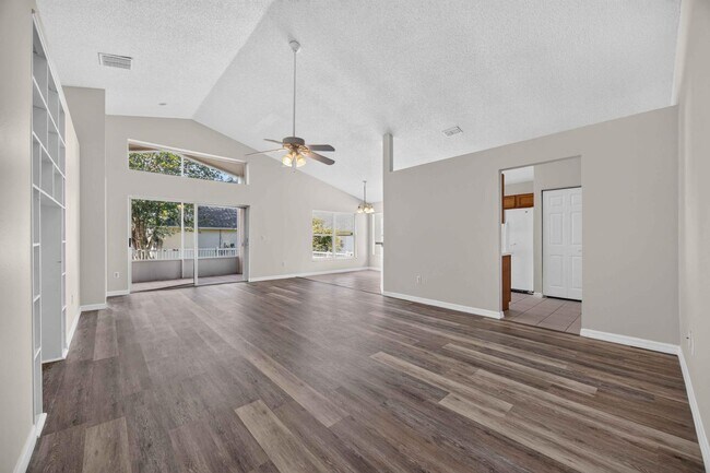 Building Photo - 2364 Paulette Dr