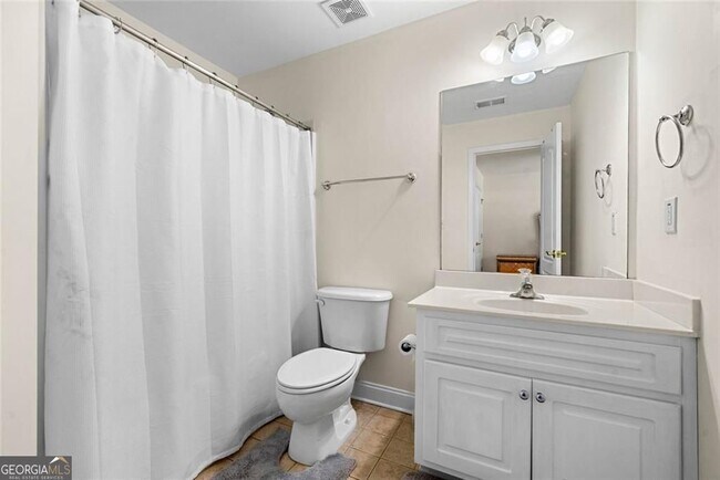 Building Photo - 209 Braemar Ct