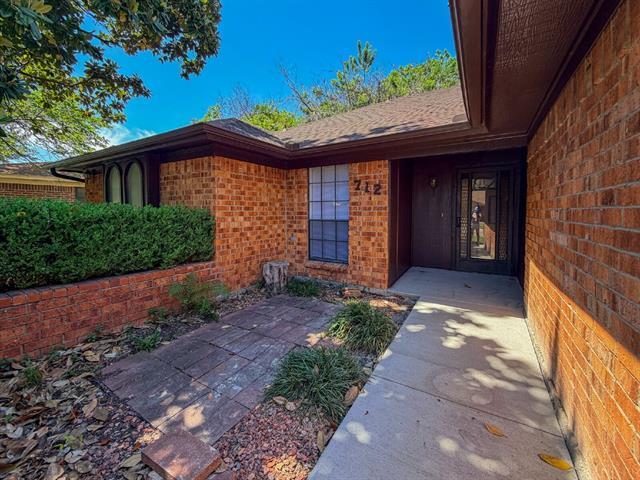 Building Photo - 712 Pecan St