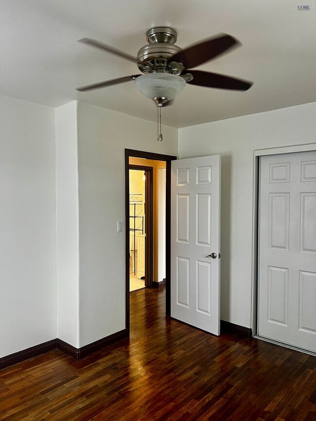 Building Photo - Hidden Gem with Views! 2 bedroom, 1 bathroom