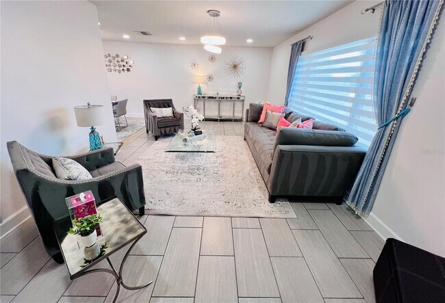 Building Photo - 13607 101st Terrace