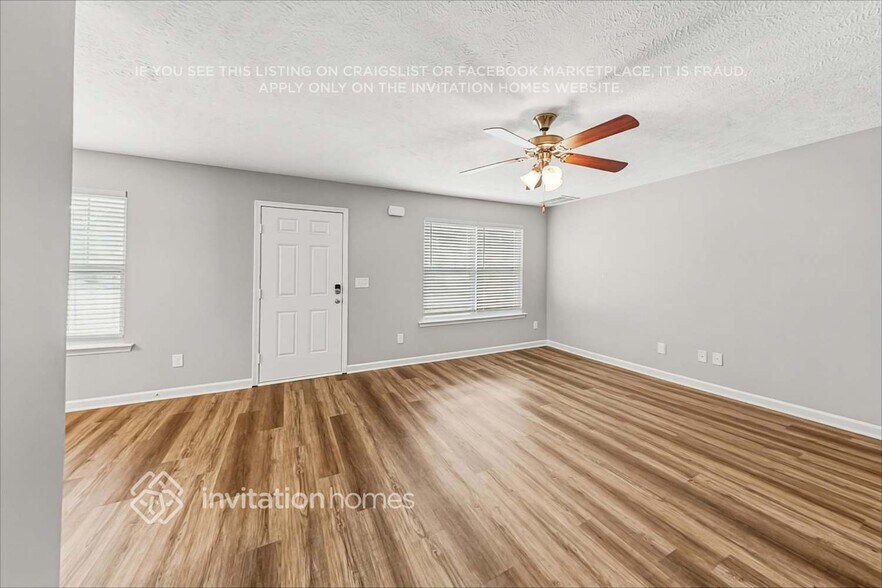 Building Photo - 1601 Sprucedale Dr