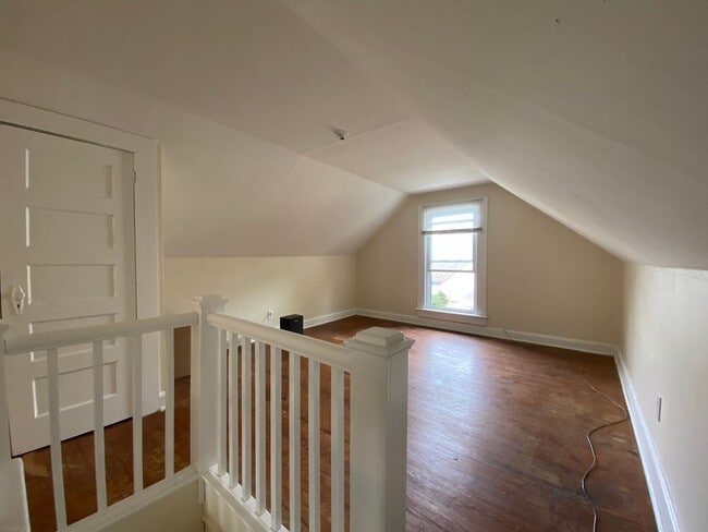 Building Photo - RIVER PARK