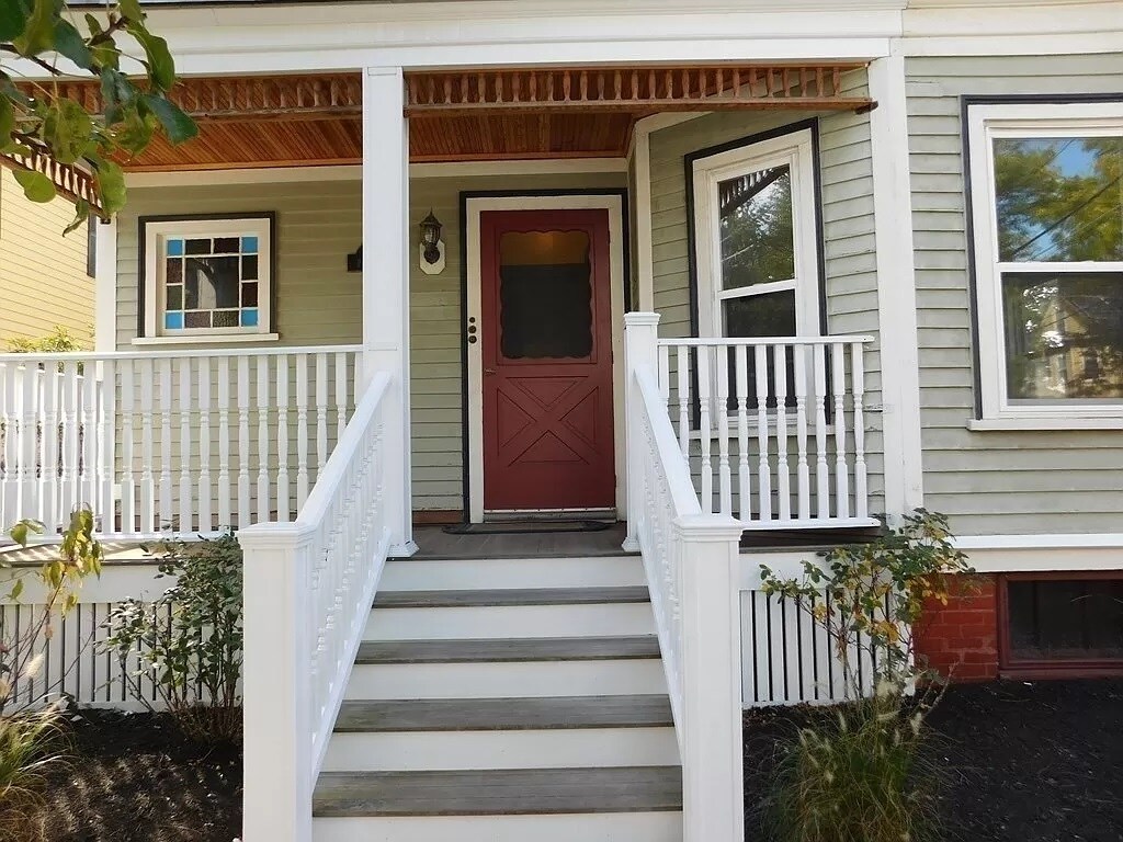 Building Photo - 24 Park Ave