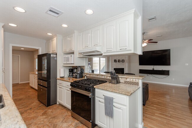 Building Photo - 2905 Hamm Rd