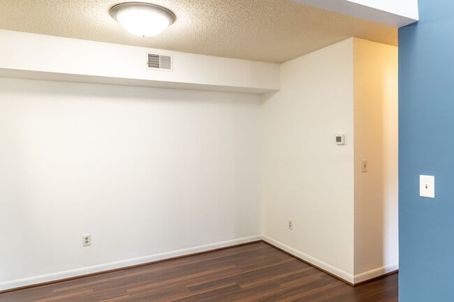 Building Photo - 137 Green Turtle Ln