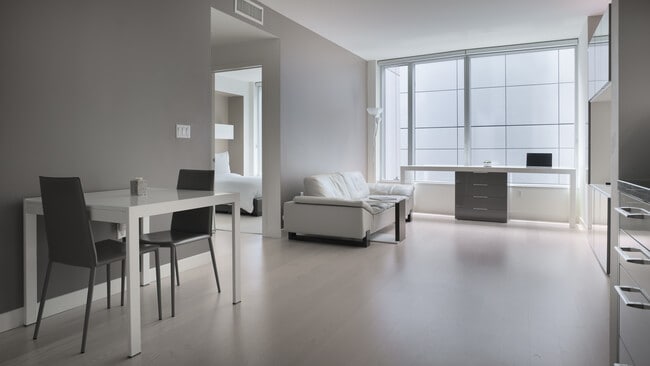 Building Photo - 338 Spear St