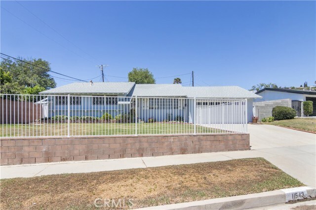 Building Photo - 11543 Swinton Ave