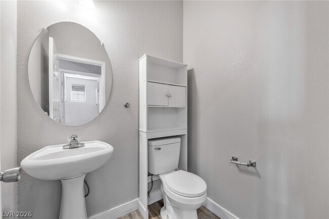 Building Photo - 1310 Crystal Hill Ln