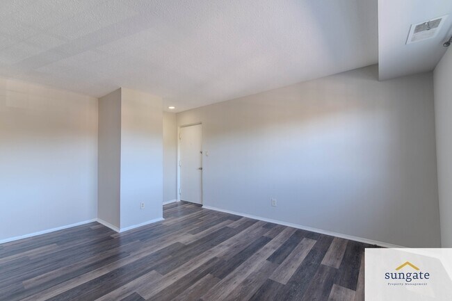 Building Photo - 11912 Tarragon Rd