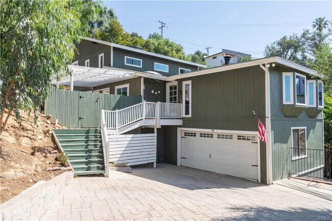 Primary Photo - 7450 Webb Rd