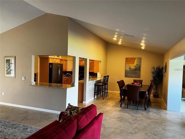 Building Photo - 5581 Golf Pointe Dr