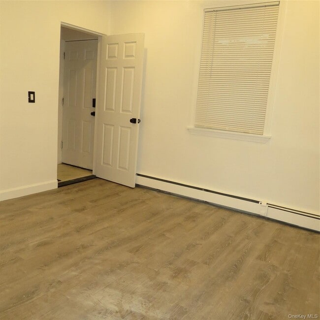 Building Photo - 70 Dobbs Ferry Rd
