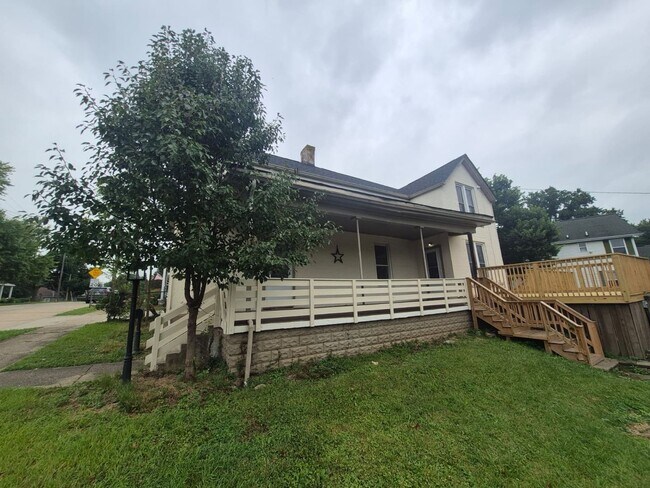 Building Photo - 143 Kenton St