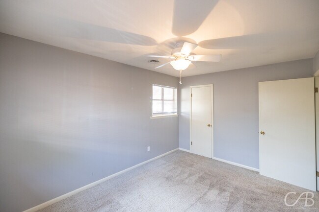 Building Photo - For  Lease