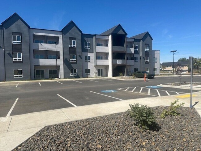 Building Photo - Now Leasing Building Modern Heights Apartments