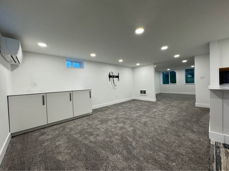 Building Photo - 25 6th St