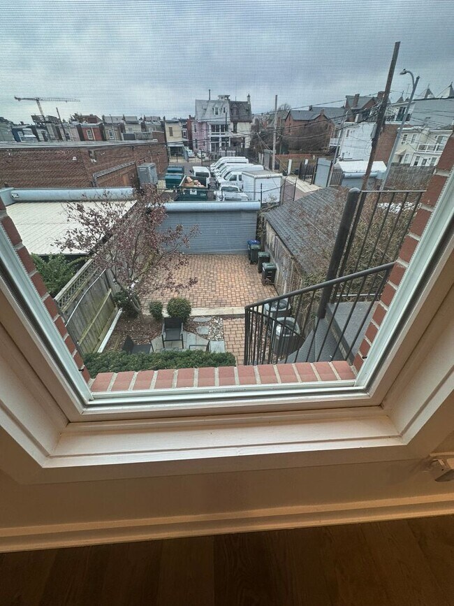 Building Photo - Modern 2 Bedroom, 2 Bathroom Penthouse with Parking in Historic LeDroit Park