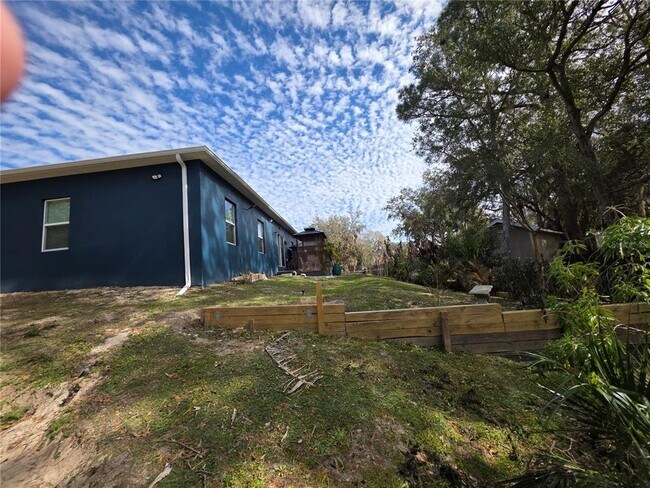 Building Photo - 1013 Doyle Rd