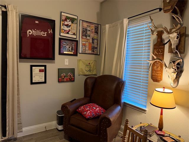 Building Photo - 15904 Holly Crk