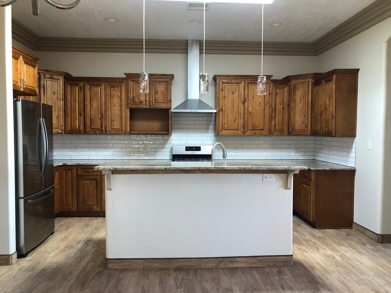 Building Photo - 1313 Mission Nuevo Dr