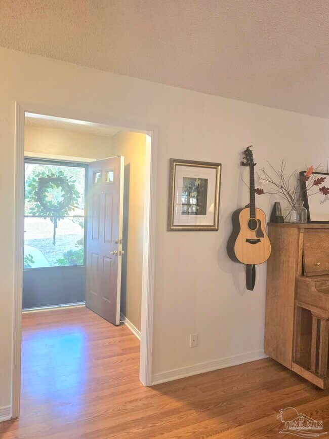 Building Photo - 5949 Rolling Greens Dr