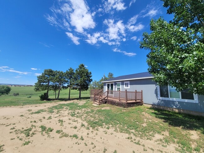 Building Photo - 11665 Blaney Rd S