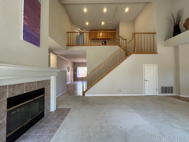 Building Photo - 3199 Alpine Dr