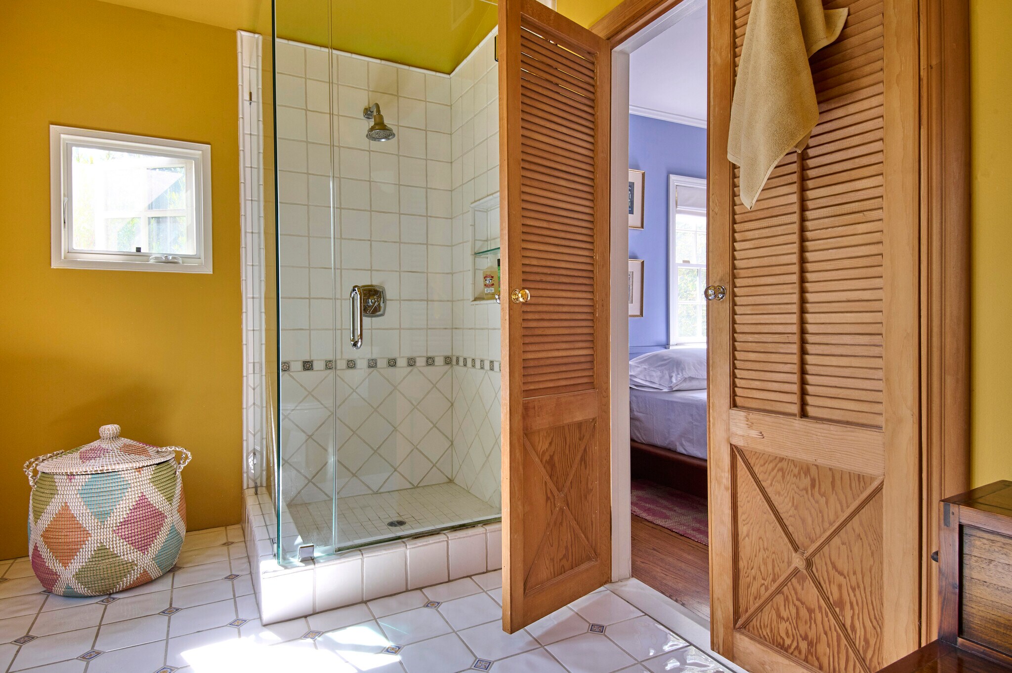 Primary bathroom shower - 5105 Morella Ave