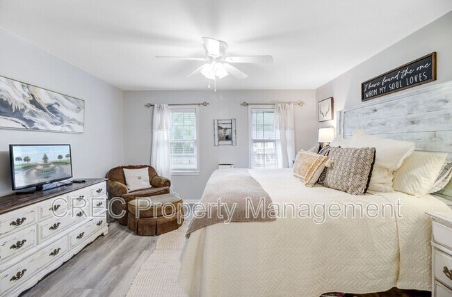 Building Photo - 109 Fort St