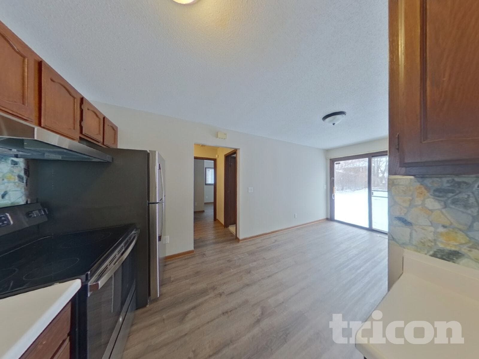 Building Photo - 1000 Concordia Ave