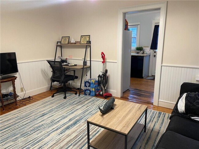 Building Photo - 11 Braman St