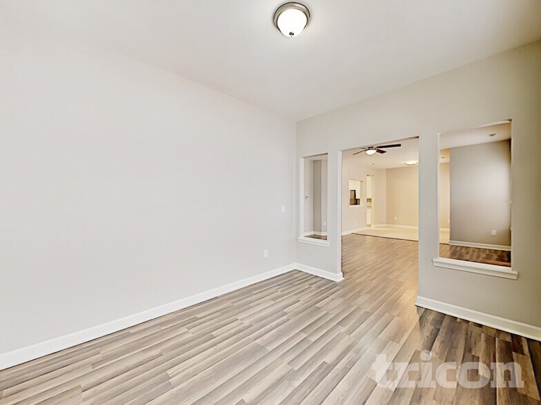 Building Photo - 8322 Knapp Ct