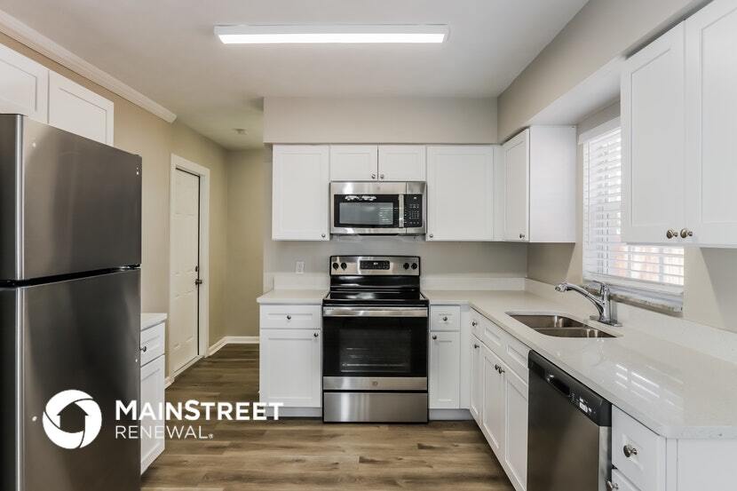 Building Photo - 3813 W Elmwood Terrace