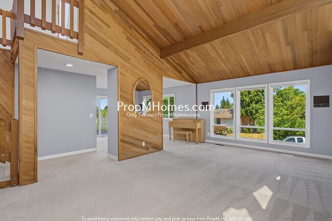 Building Photo - 8271 SW 184th Ave