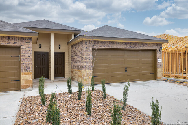 Building Photo - 9215 Canyon Bnd