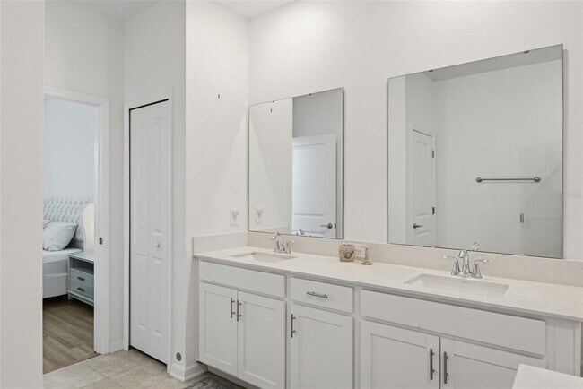 Building Photo - 16448 Parable Wy