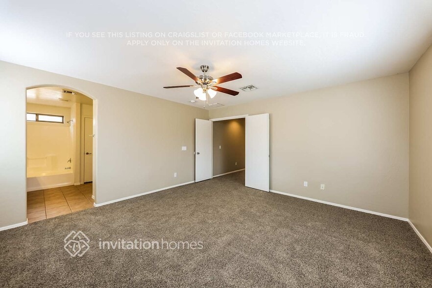Building Photo - 2122 S 114th Ave