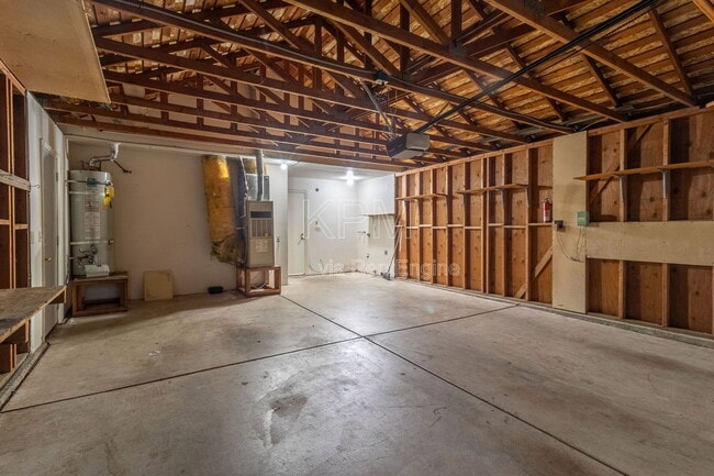 Building Photo - 8941 Blue Fox Way