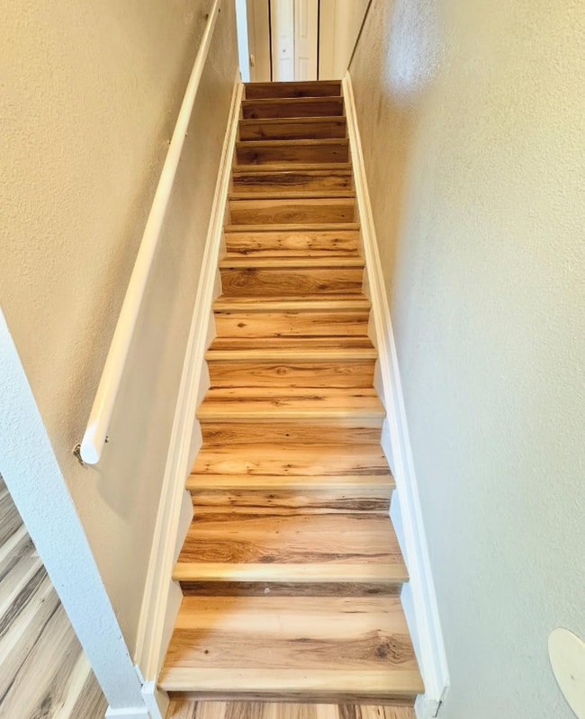 Building Photo - 4325 Lashelle Ave